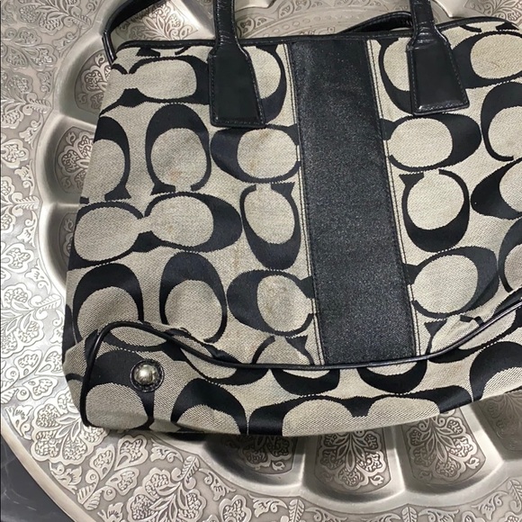 Black Coach Purse - Picture 5 of 14